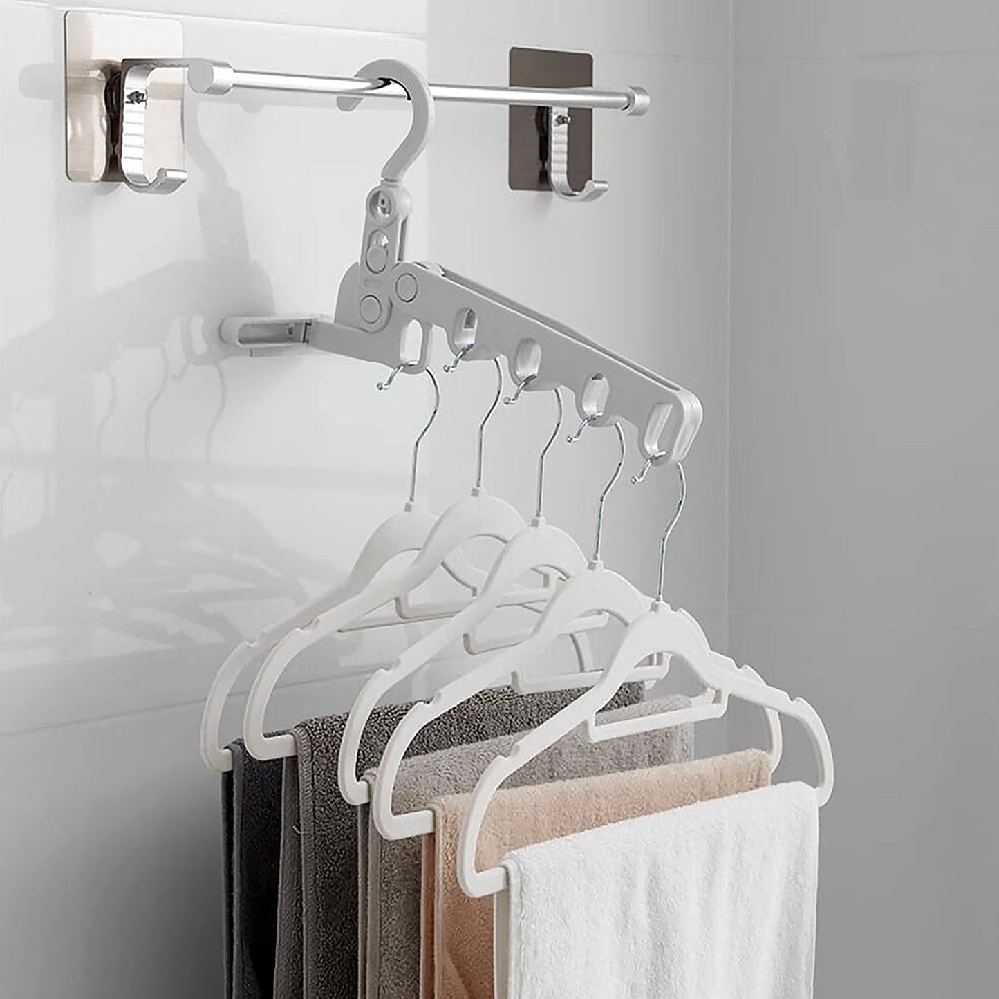 5 holes foldable clothes Hanger, travel clothes hanger, multifunctional clothes hanger, space-saving wall holder, clothes rack, robust clothes hanger for travel, indoors.