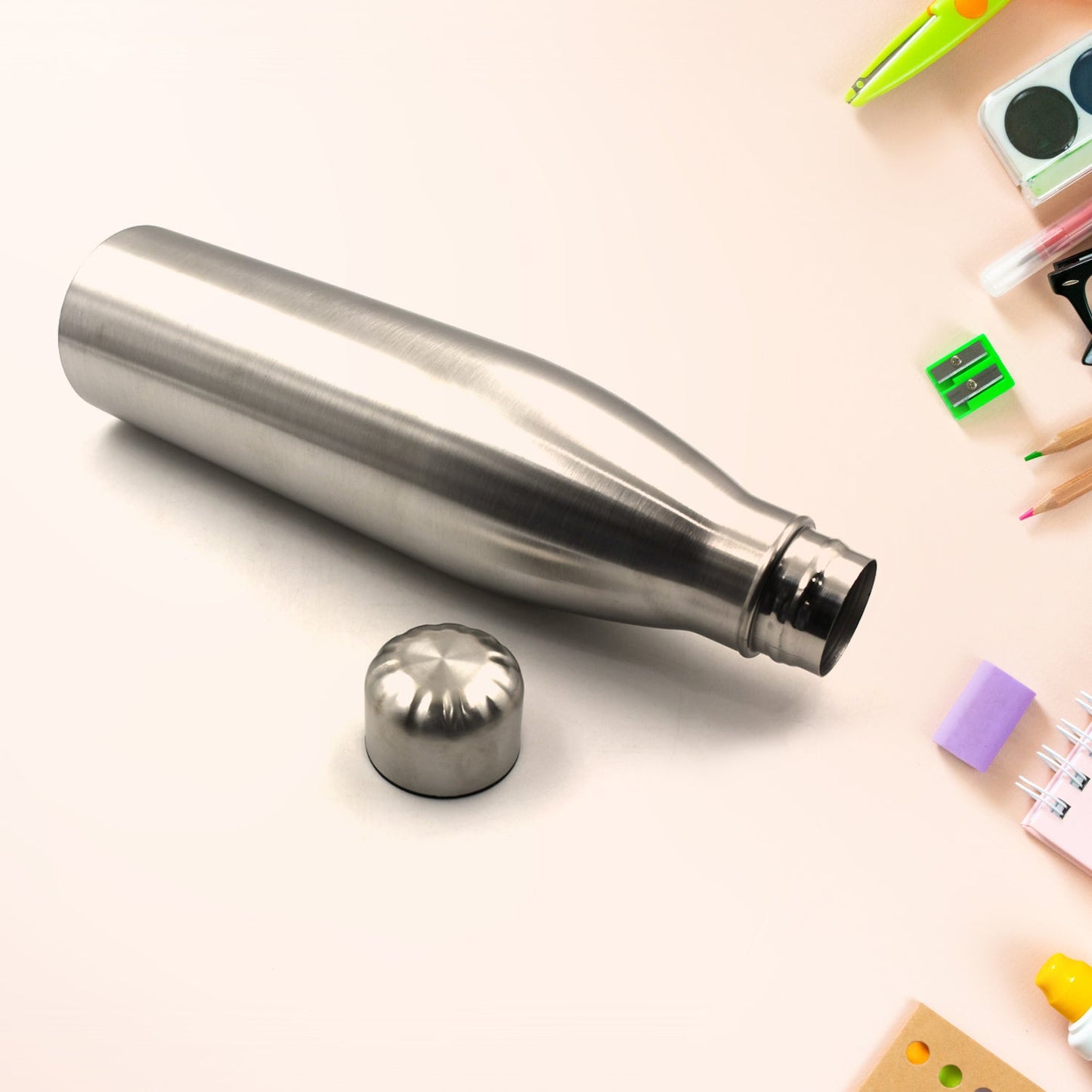 Classic Stainless Steel Water Bottle,Hot & Cold Drinks, Gym Sipper BPA Free Food Grade Quality Silver Color, Steel fridge Bottle For office/Gym/School 1Ltr (Mix Color)