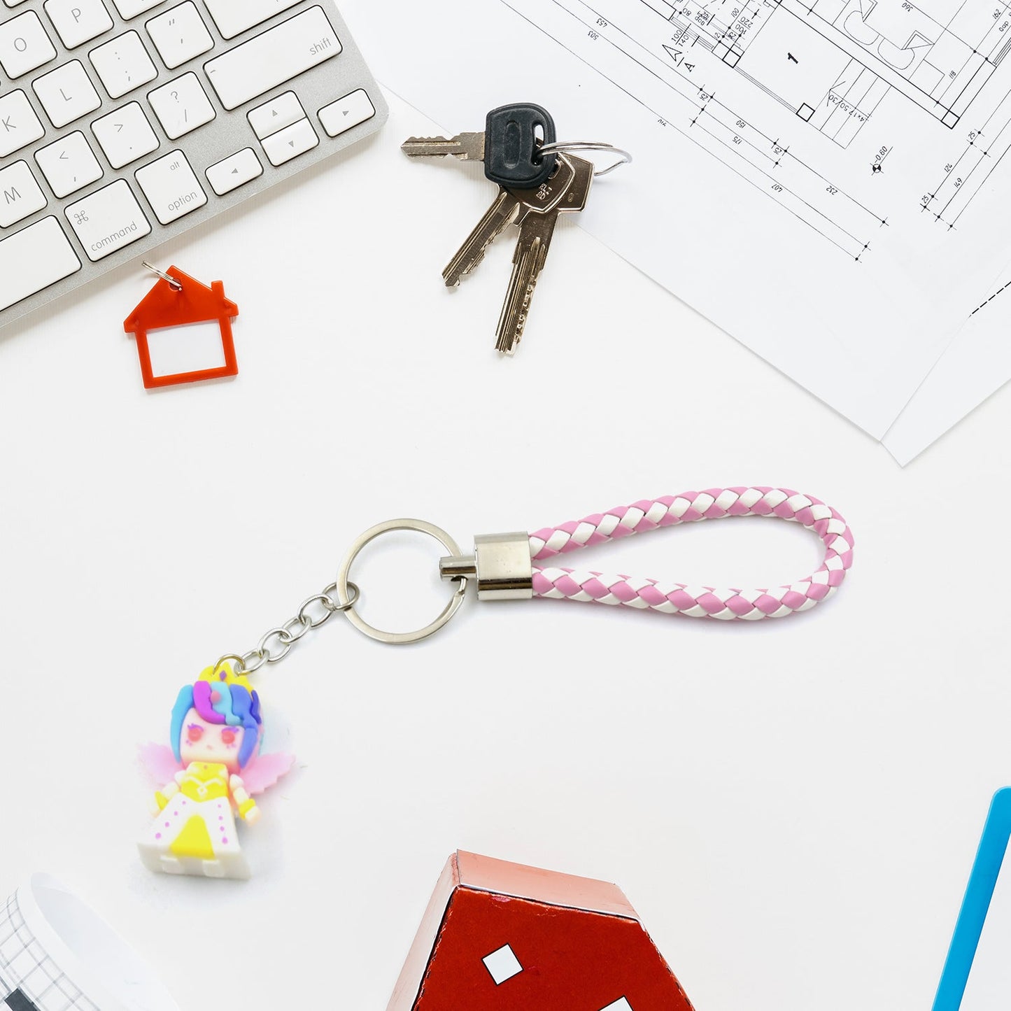 Cute Keychain With Card Gift - Keychain Accessories Key Chain Backpack Charms Car Keys Keychain for Kids Girls, Unicorn Toy and Charm Key- Chain for Bag / Door Key- Ring / car Key- Ring / Party Favor (Mix Color & Design 1 Pc )