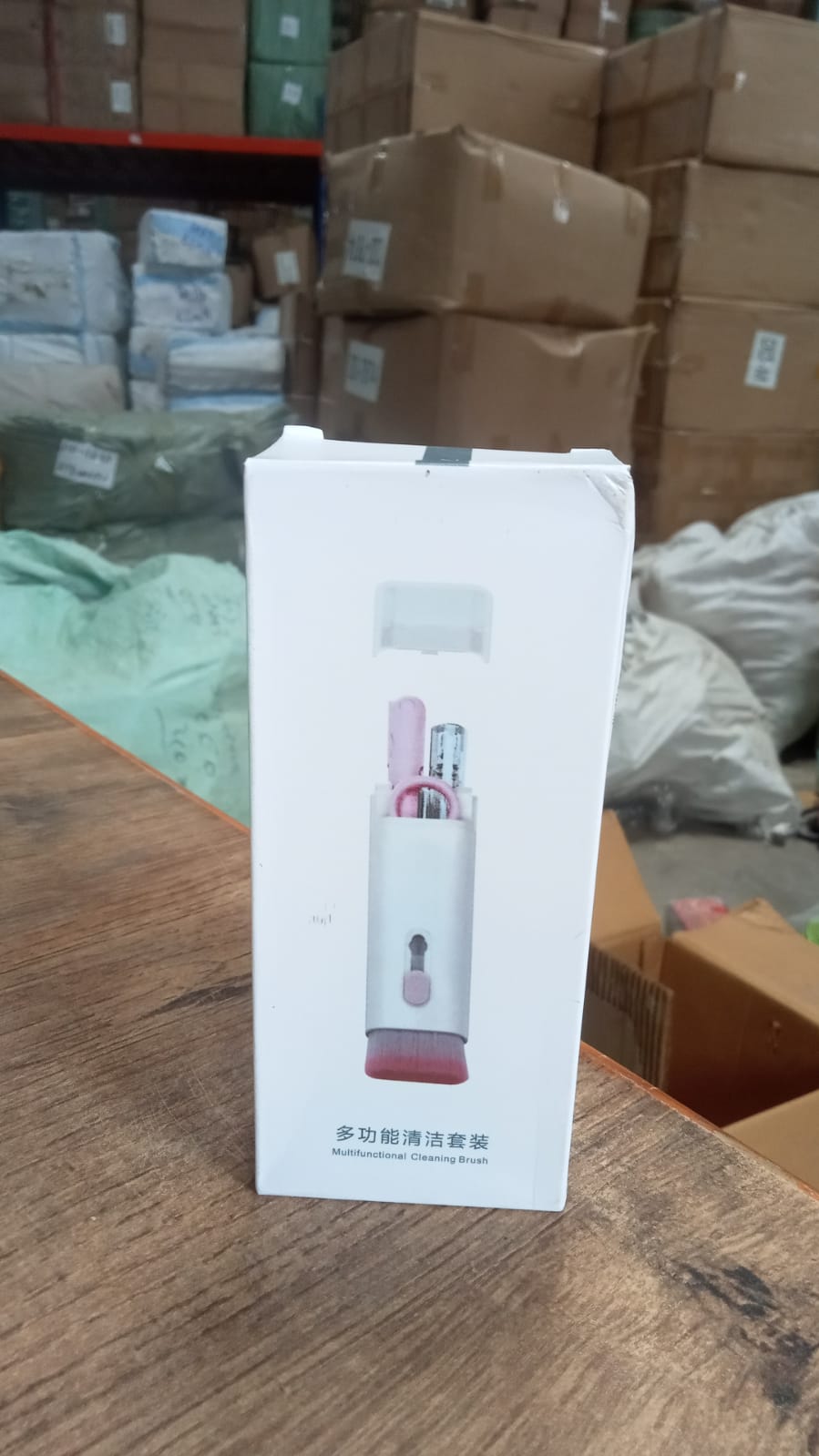 7 in 1 Electronic Cleaner kit, Cleaning Kit for Monitor Keyboard Airpods, Screen Dust Brush Including Soft Sweep, Swipe, Airpod Cleaner Pen, Key Puller and Spray Bottle 02