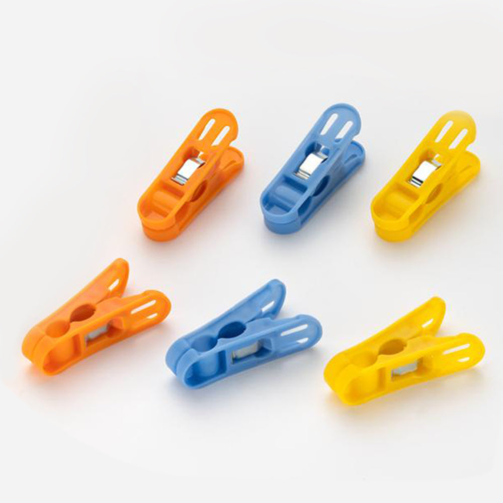 1368 Cloth Drying Non-Slip Light Plastic Clips (Multicolour) (Pack of 12)