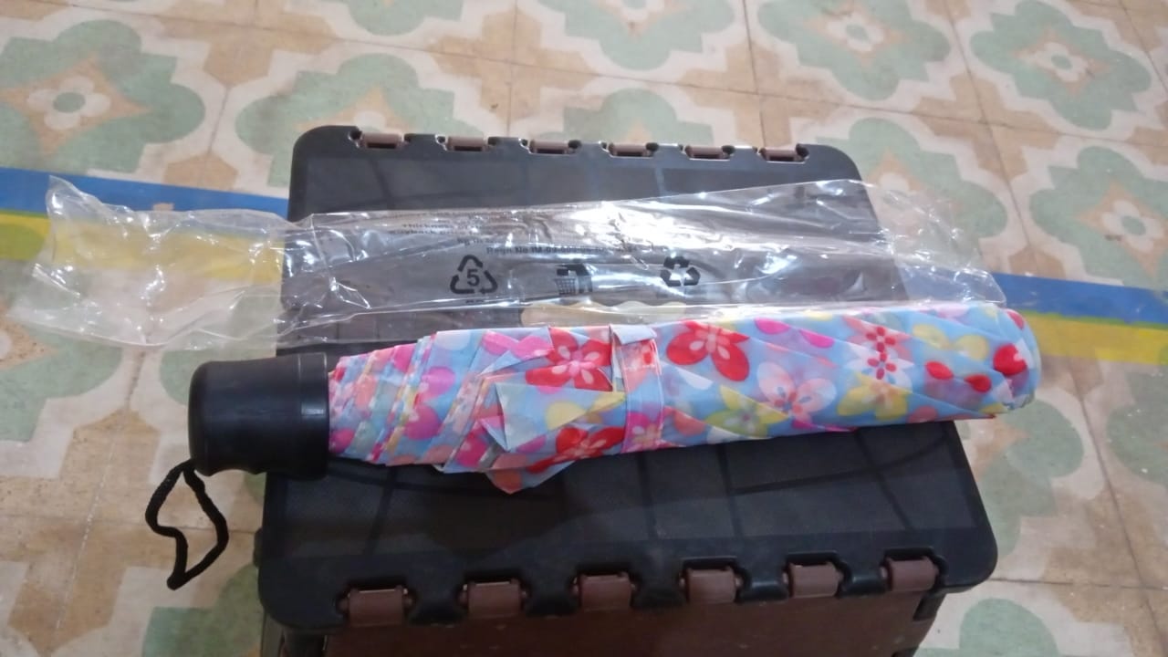 2 Fold Sun Protective Solid Foldable Outdoor Umbrella, Portable Sun, UV Protection Lightweight Rain Umbrella With Umbrella Case For Girls, Women, Men, Boys