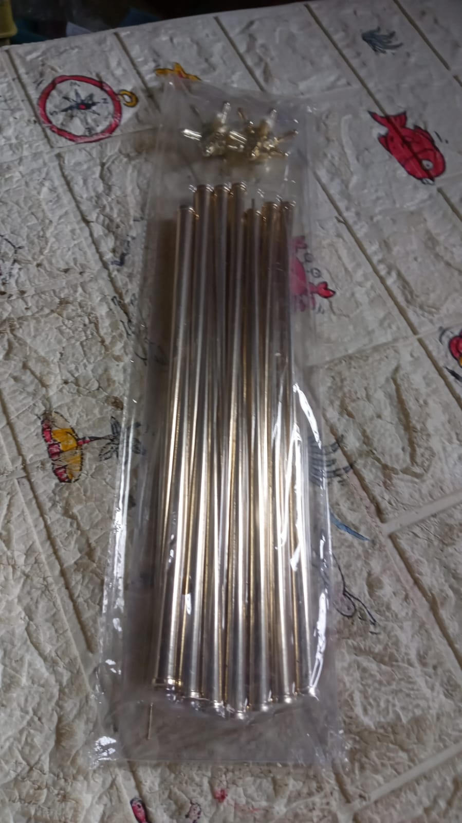 3D Gold Star Hanging Decoration Star, Acrylic Look Hanging Luminous Star for Windows, Home, Garden Festive Embellishments for Holiday Parties Weddings Birthday Home Decoration ( Big / Medium, Small )