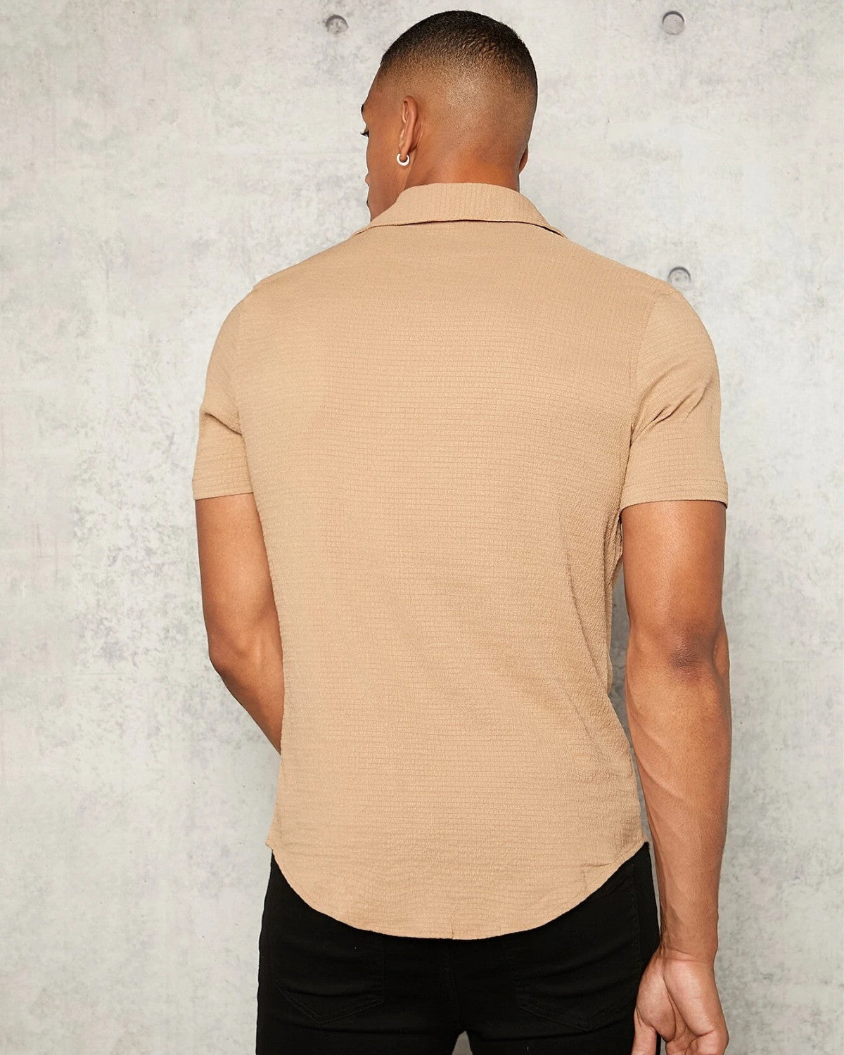 Chiku Colour Imported Casual Wear Short Sleeve Shirt For Men's