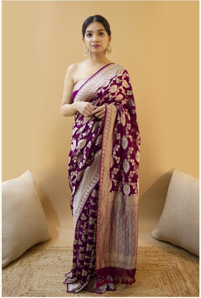 Beautiful Rich Pallu And Jacquard Work Lichi Silk Saree