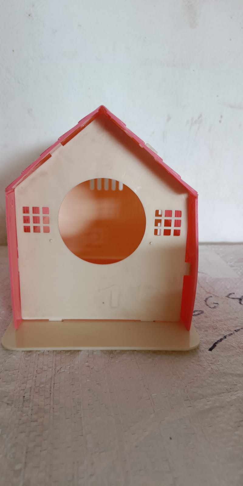 Small Bird House for Birds