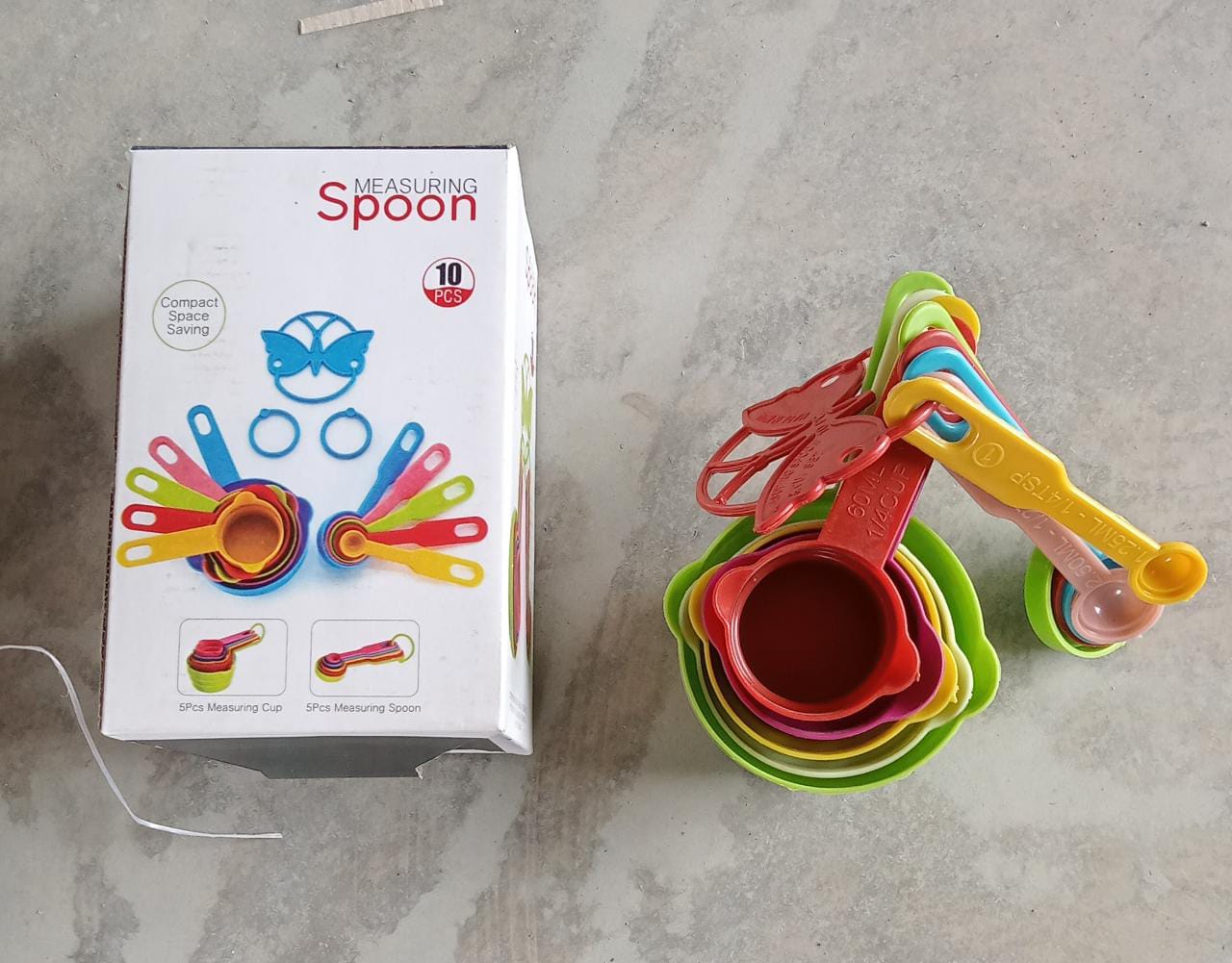 10Pcs Plastic Measuring Spoons and Cups Set for Home Kitchen Cooking.